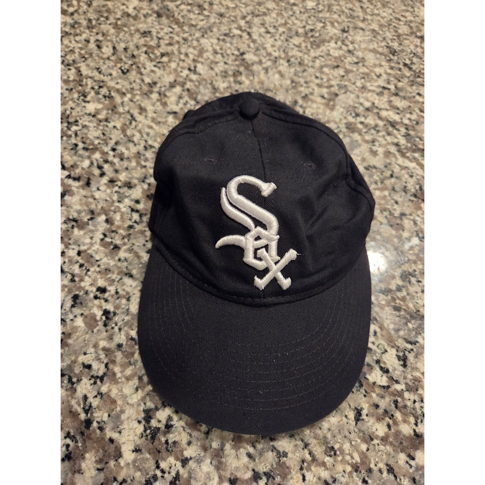 OC Sports Chicago White Sox Hat Youth Black MLB Baseball Cap Adjustable Logo